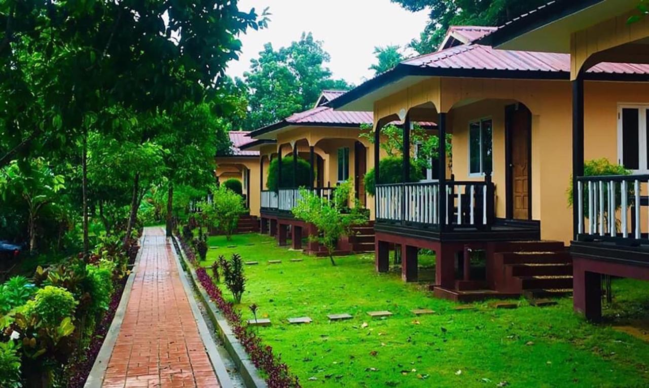 Hill Garden Hotel Chaungtha Ngoại thất bức ảnh
