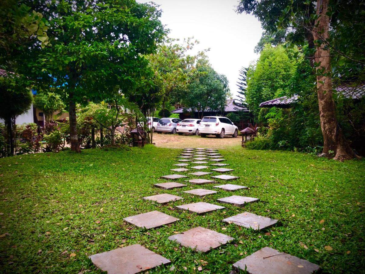 Hill Garden Hotel Chaungtha Ngoại thất bức ảnh