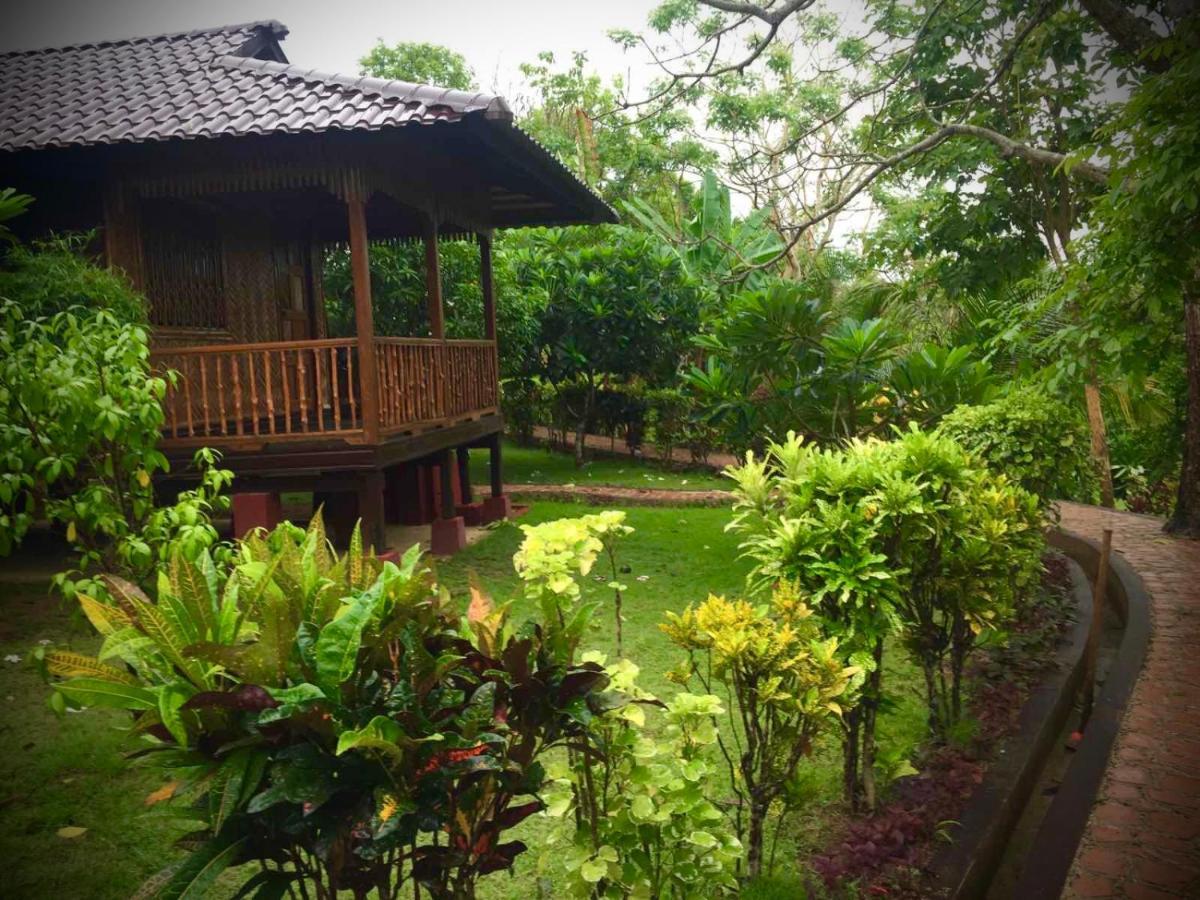 Hill Garden Hotel Chaungtha Ngoại thất bức ảnh