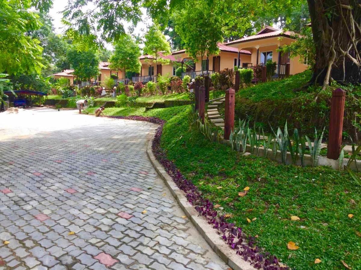 Hill Garden Hotel Chaungtha Ngoại thất bức ảnh