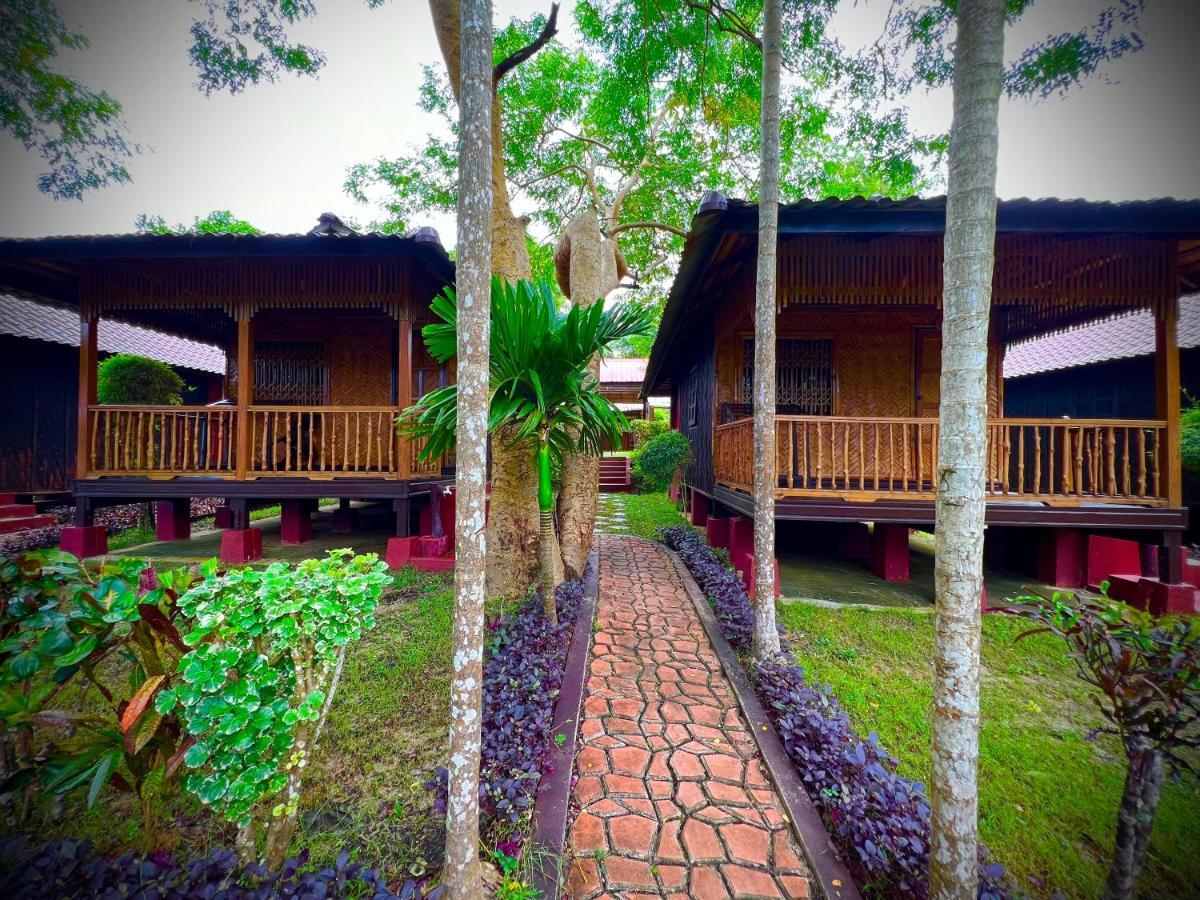 Hill Garden Hotel Chaungtha Ngoại thất bức ảnh