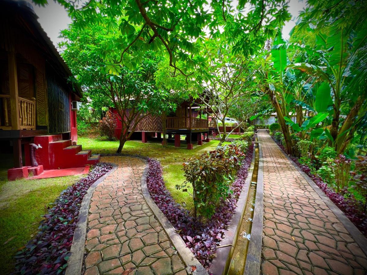 Hill Garden Hotel Chaungtha Ngoại thất bức ảnh