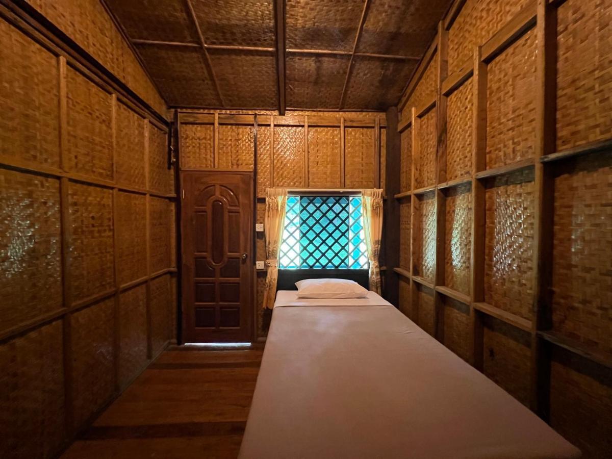 Hill Garden Hotel Chaungtha Ngoại thất bức ảnh